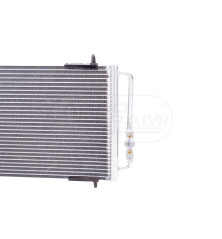 Skraplacz klimatyzacji F4L913 Deutz-Fahr	DX 4.17 261243