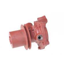 Pompa wody z korpusem7520-7540 78017039 Zetor